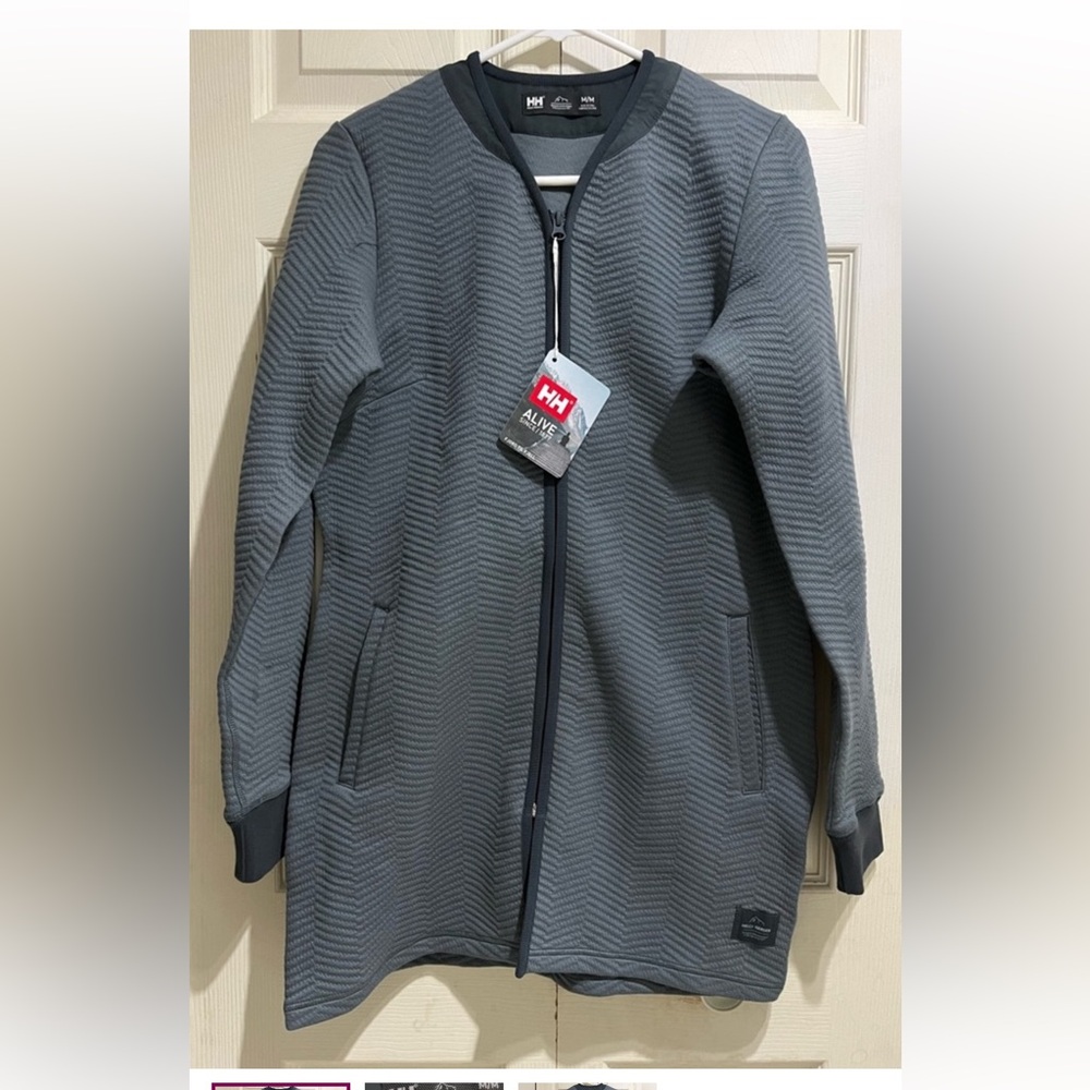 Helly Hansen Quilted Long Full Zip Grey Sweater in Size Medium